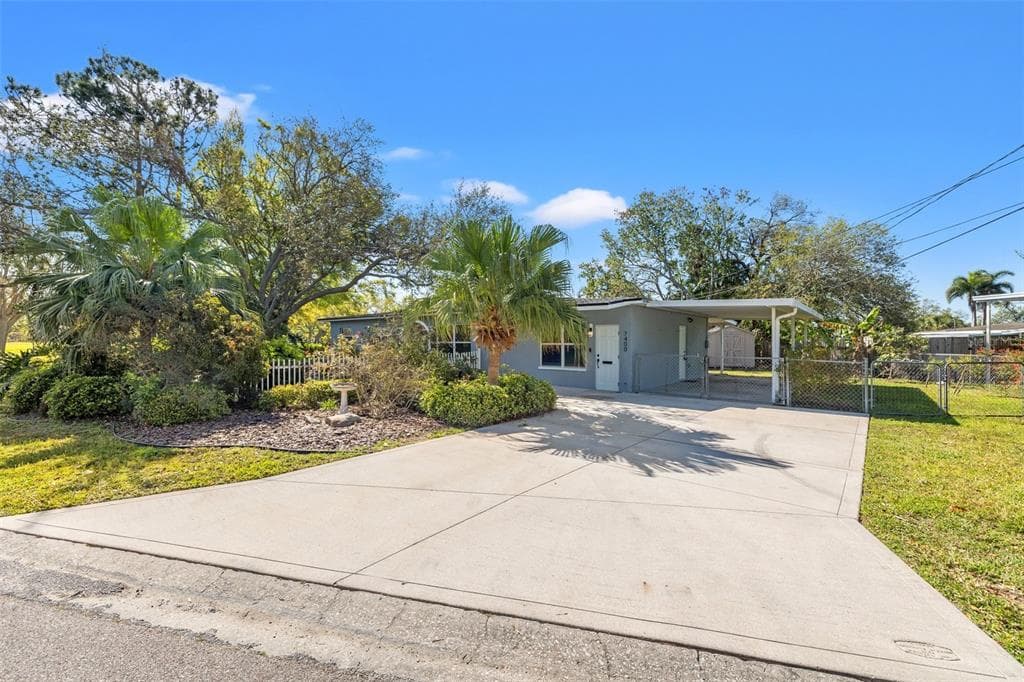 7400 19TH AVENUE N ST PETERSBURG, FL 33710
