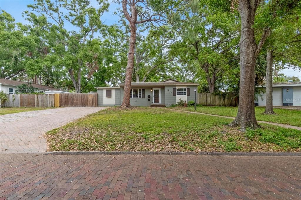 413 65TH STREET N ST PETERSBURG, FL 33710