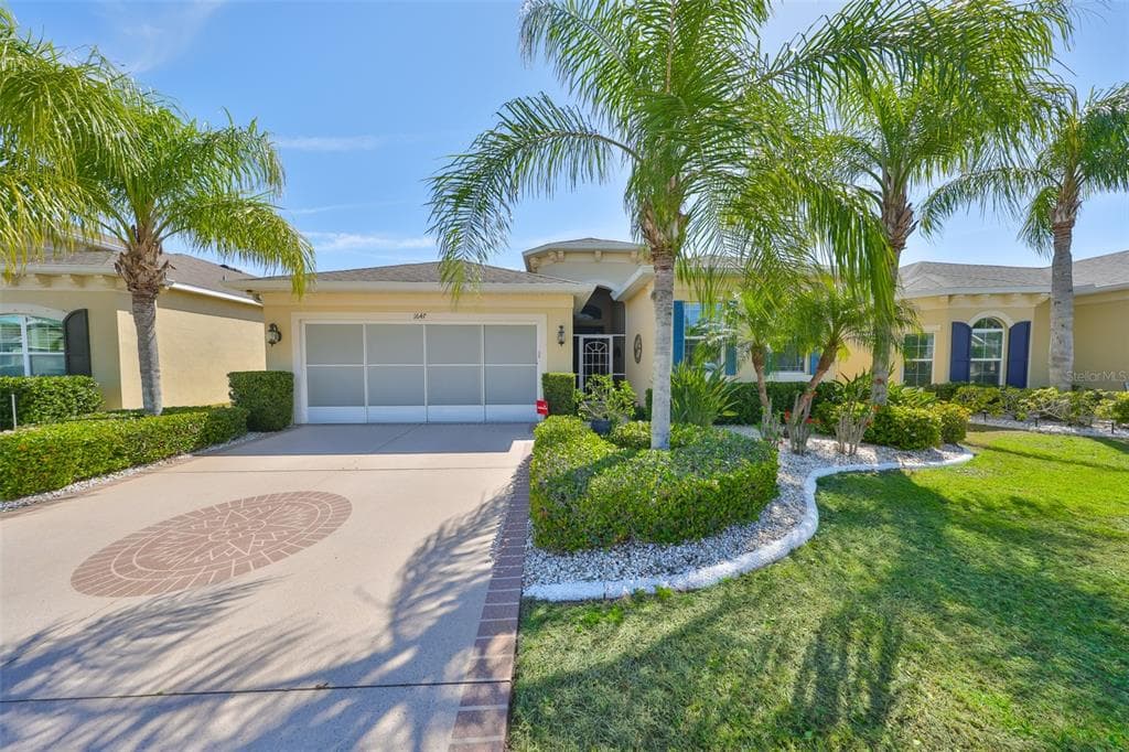 1647 EMERALD DUNES DRIVE SUN CITY CENTER, FL 33573