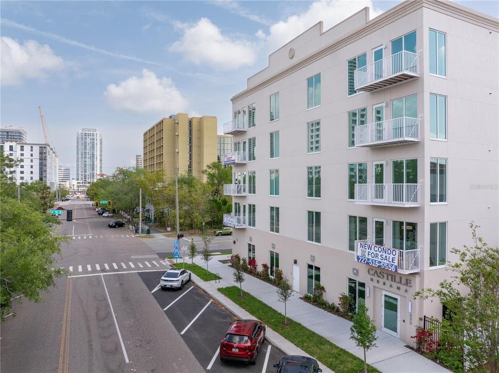 600 3RD AVENUE S UNIT 307 ST PETERSBURG, FL 33701