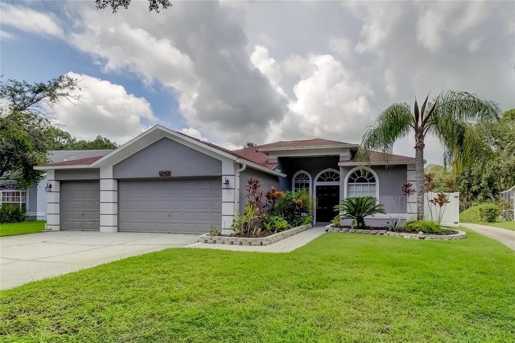 12943 ROYAL GEORGE AVENUE ODESSA, FL 33556
