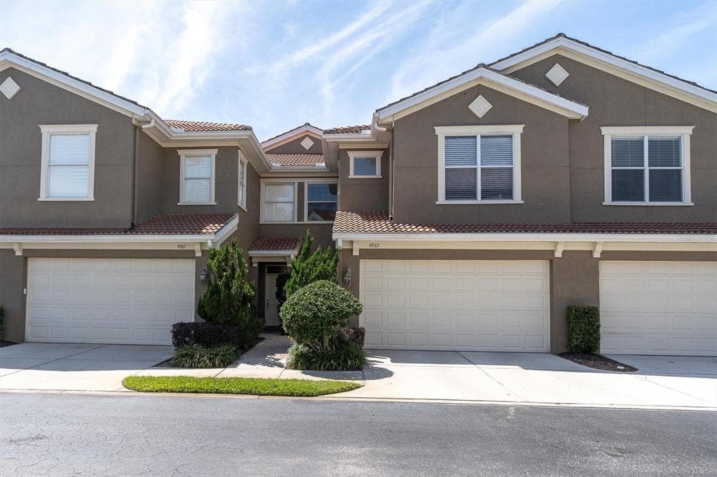 4965 ANNISTON CIRCLE TAMPA, FL 33647