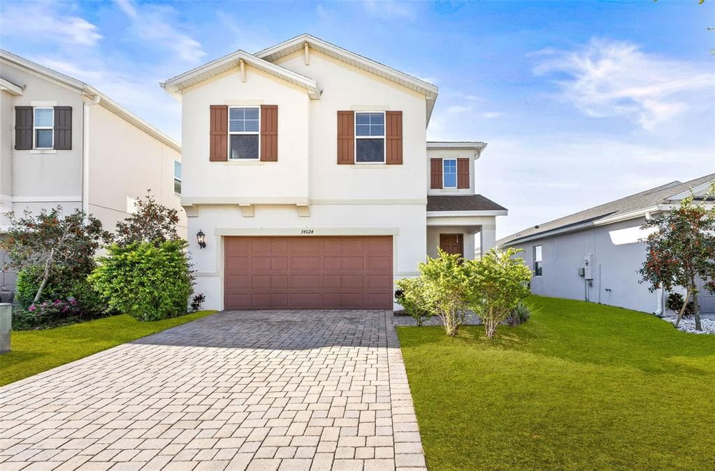 34024 WHITE FOUNTAIN COURT WESLEY CHAPEL, FL 33545