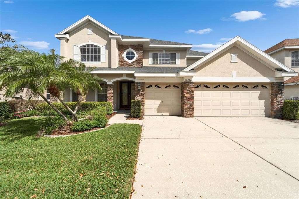 10220 DEERCLIFF DRIVE TAMPA, FL 33647