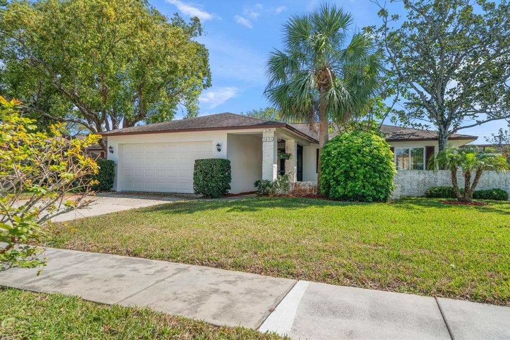 1651 SUMMIT WAY DUNEDIN, FL 34698