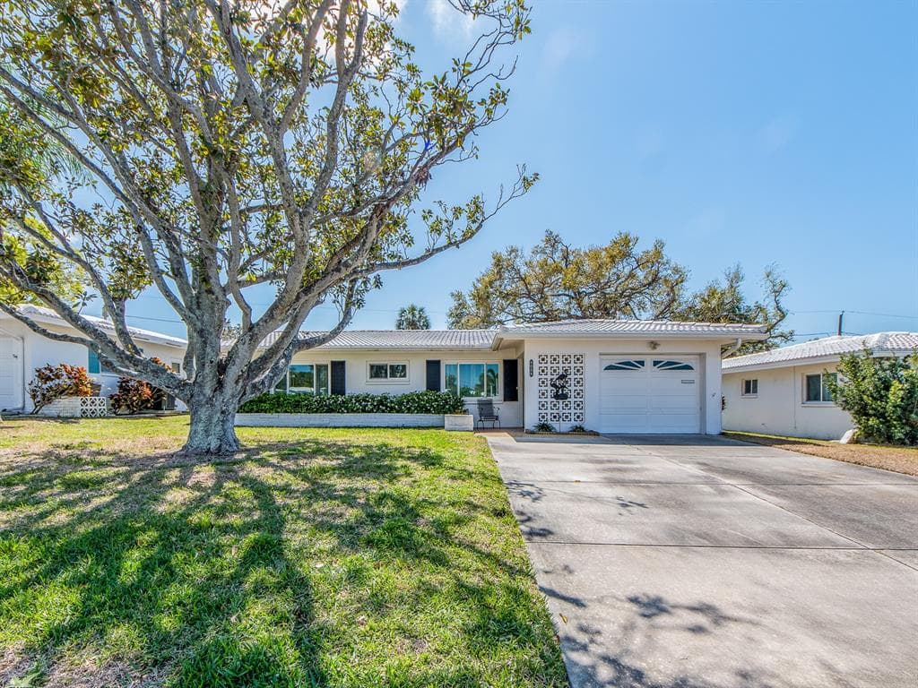 9058 141ST STREET SEMINOLE, FL 33776