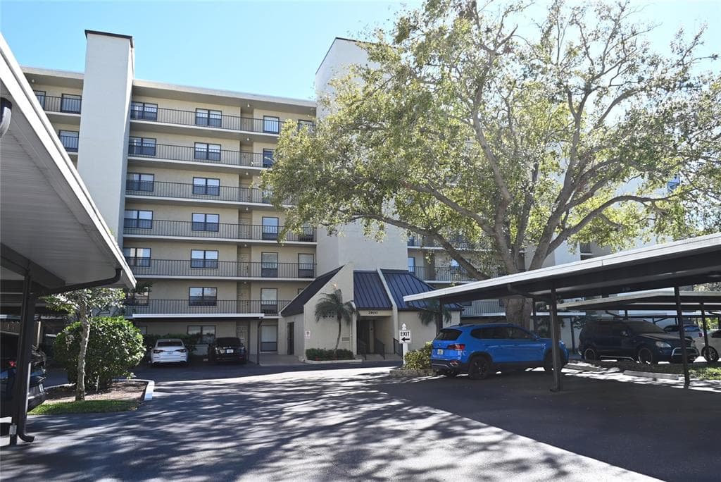 2900 COVE CAY DRIVE UNIT 4B CLEARWATER, FL 33760