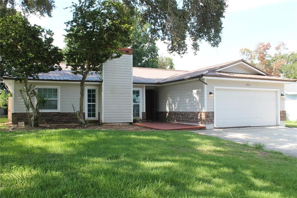 3821 WHITEDOVE DR LAKELAND, FL 33812