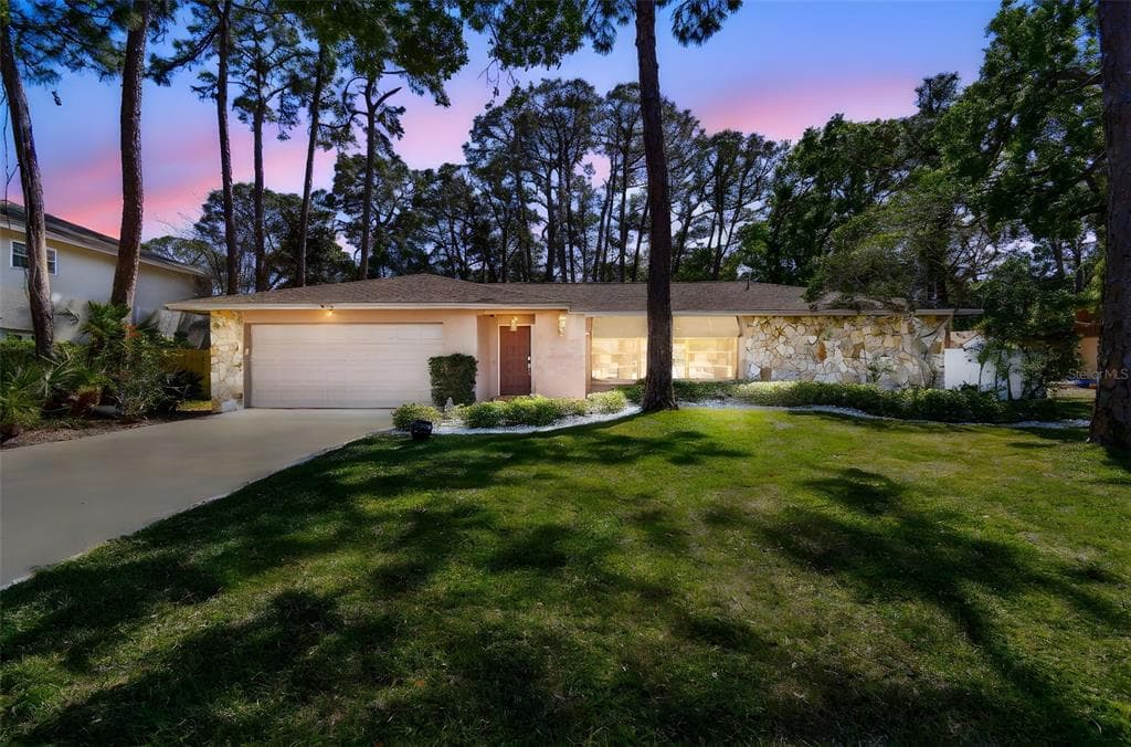 3034 GULL PLACE