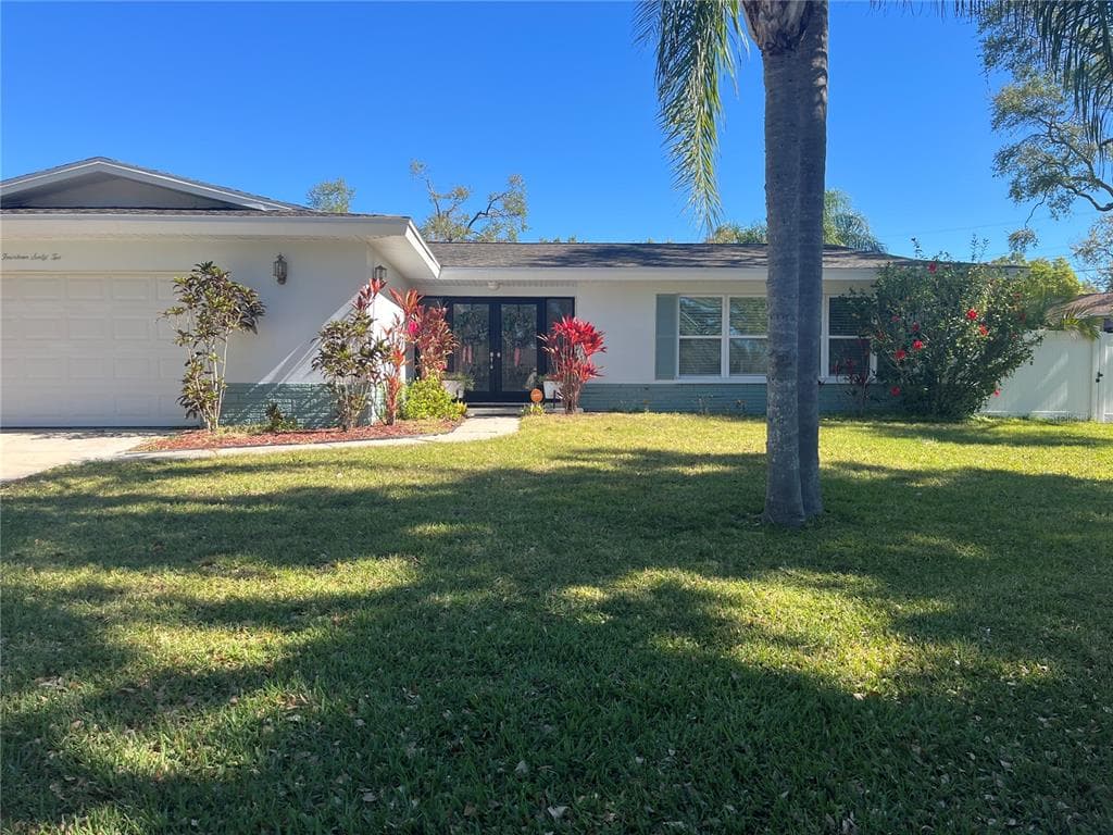 1462 S RIDGELANE CIRCLE CLEARWATER, FL 33755