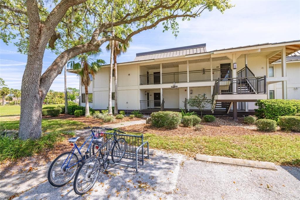 5020 MILL POND ROAD UNIT 3158 & 3160 WESLEY CHAPEL, FL 33543