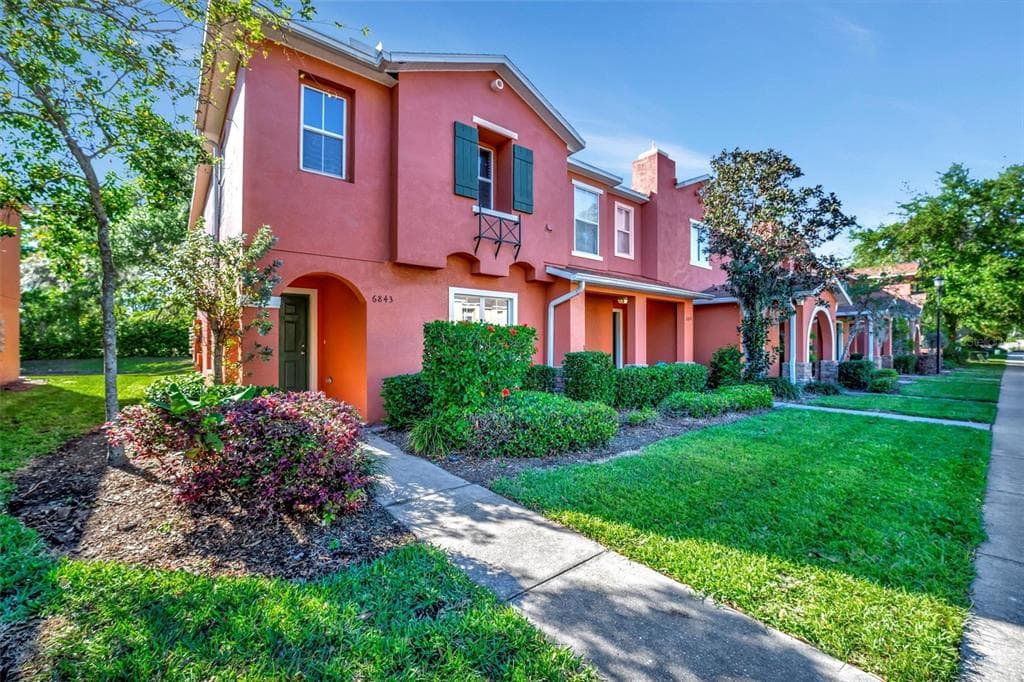 6843 SE DARTMOUTH HILL STREET RIVERVIEW, FL 33578