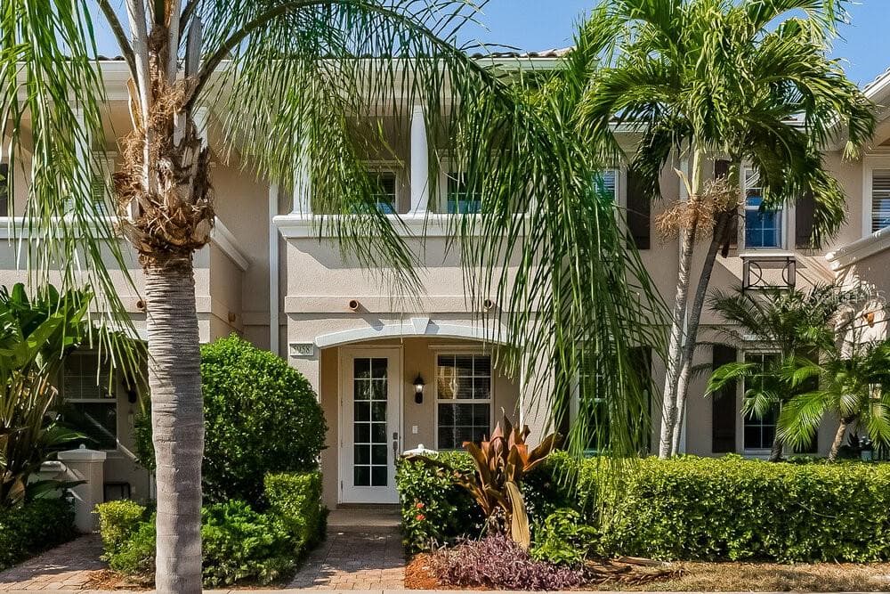 5958 MADRANO DRIVE SARASOTA, FL 34232