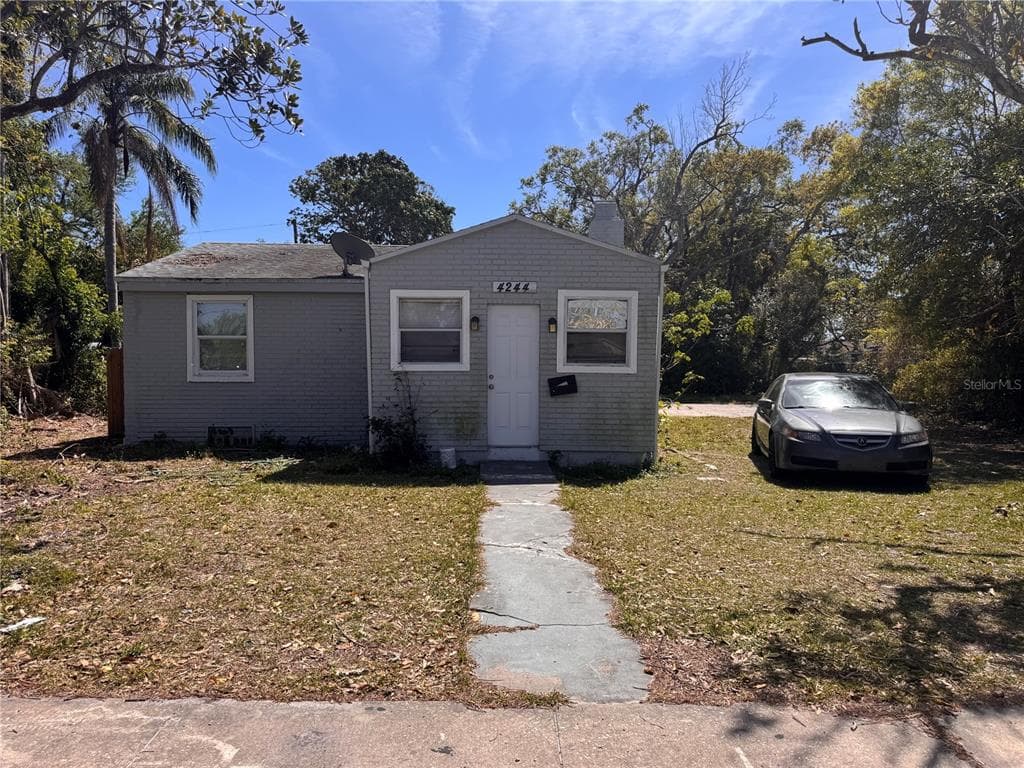4244 12TH AVENUE S ST PETERSBURG, FL 33711
