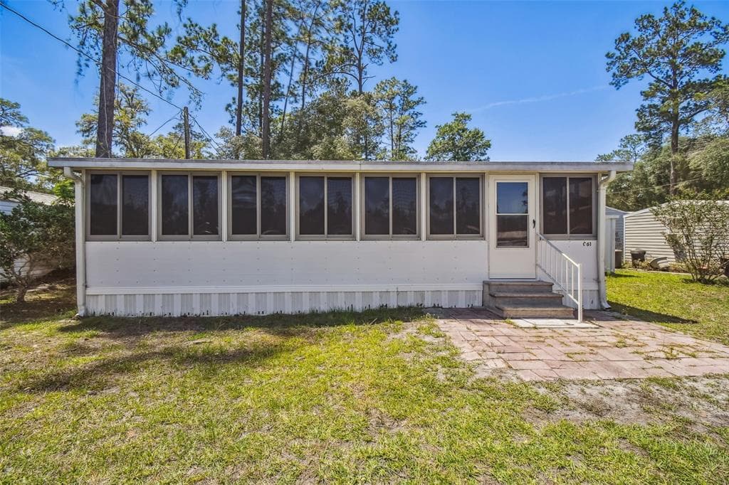 2092 CULBREATH ROAD UNIT C61 BROOKSVILLE, FL 34602
