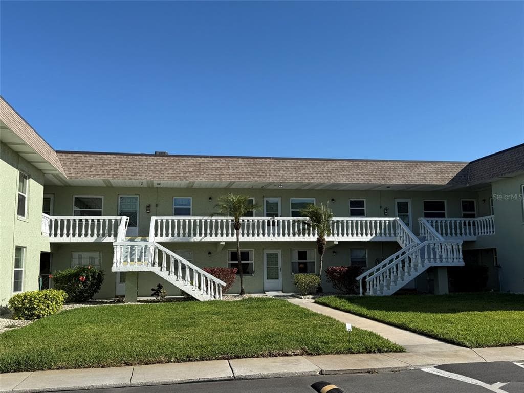 1250 S PINELLAS AVENUE UNIT 802 TARPON SPRINGS, FL 34689