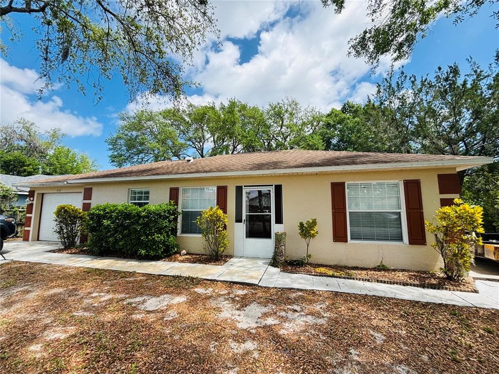 511 TERRIER WAY NEW SMYRNA BEACH, FL 32168