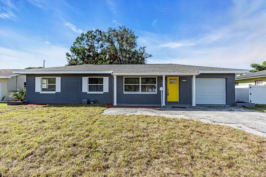 2070 62ND AVENUE S ST PETERSBURG, FL 33712