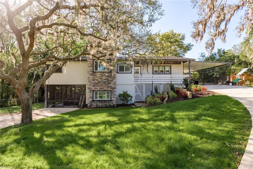 317 OLD EAST LAKE ROAD TARPON SPRINGS, FL 34688