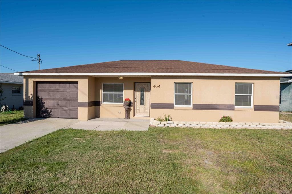 404 RED HAWK LOOP WINTER HAVEN, FL 33880