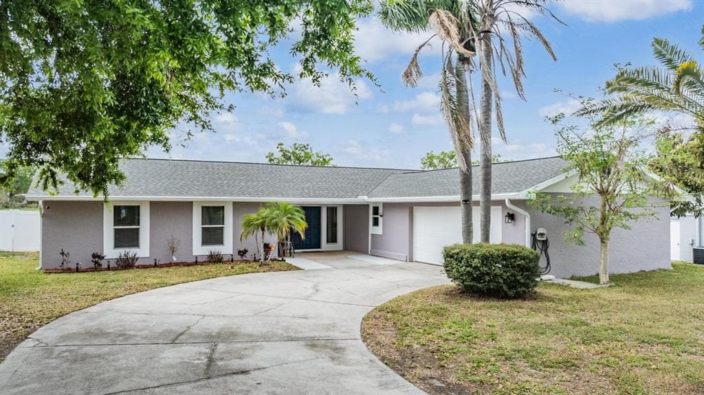 4523 OAKGLEN ROAD LAKELAND, FL 33813