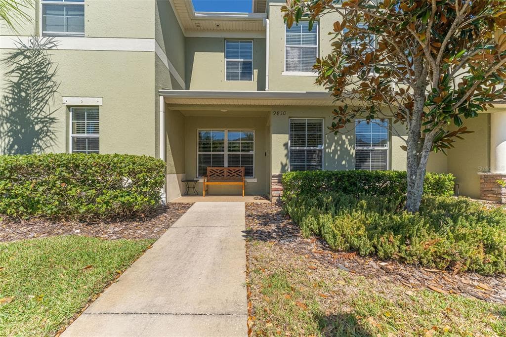 9810 TRUMPET VINE LOOP TRINITY, FL 34655