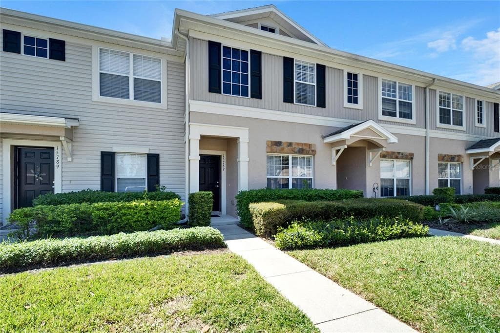 15787 FISHHAWK FALLS DRIVE LITHIA, FL 33547