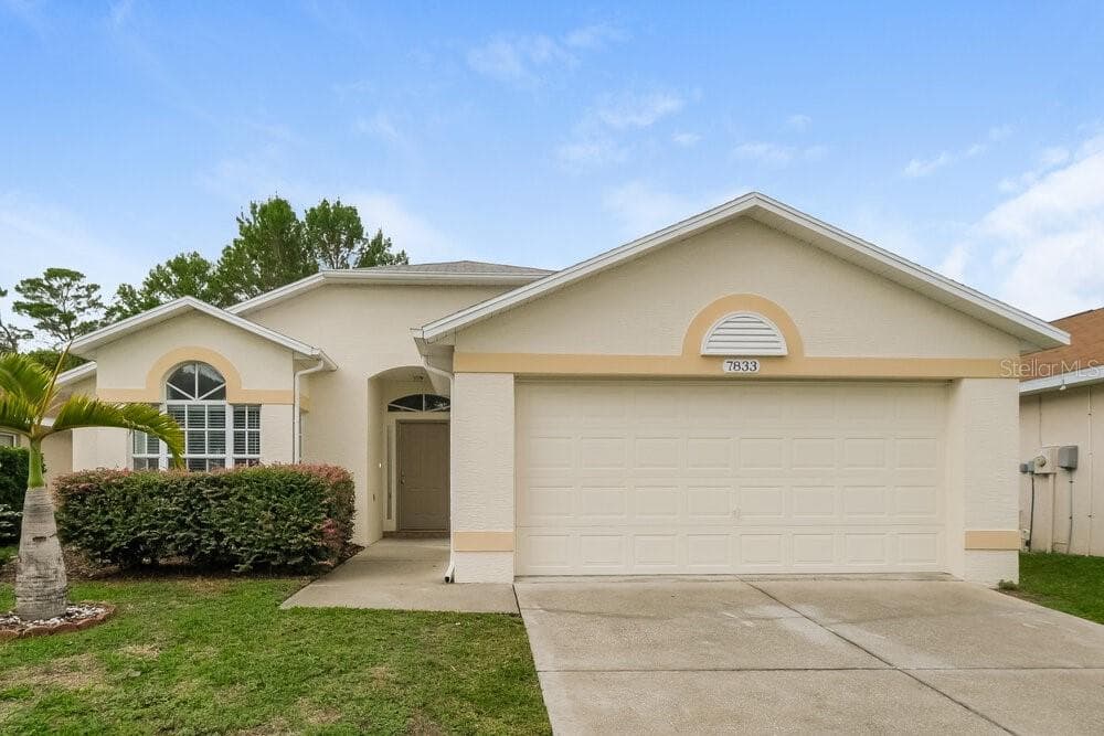 7833 FASHION LOOP NEW PORT RICHEY, FL 34654
