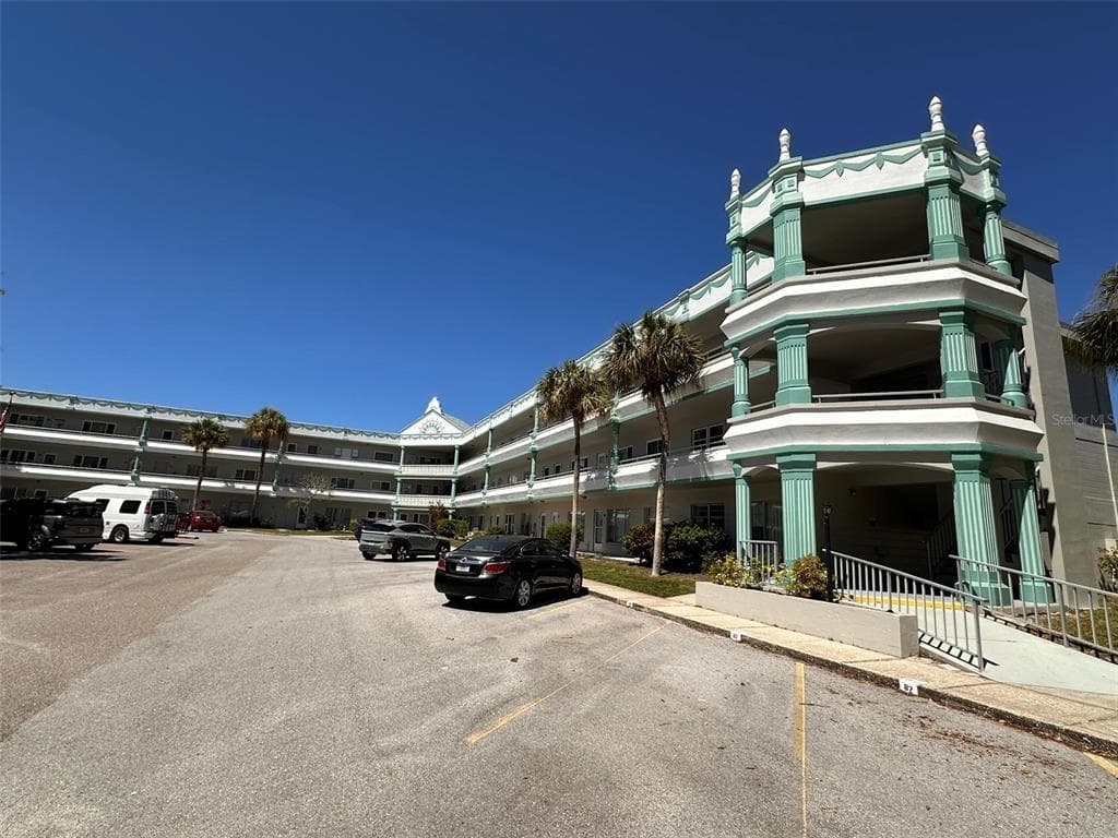 2370 JAMAICAN STREET UNIT 46 CLEARWATER, FL 33763