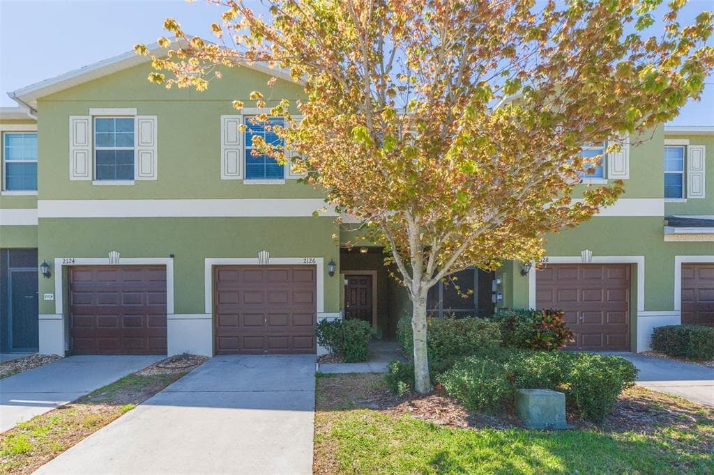2126 GOLDEN FALCON DRIVE RUSKIN, FL 33570