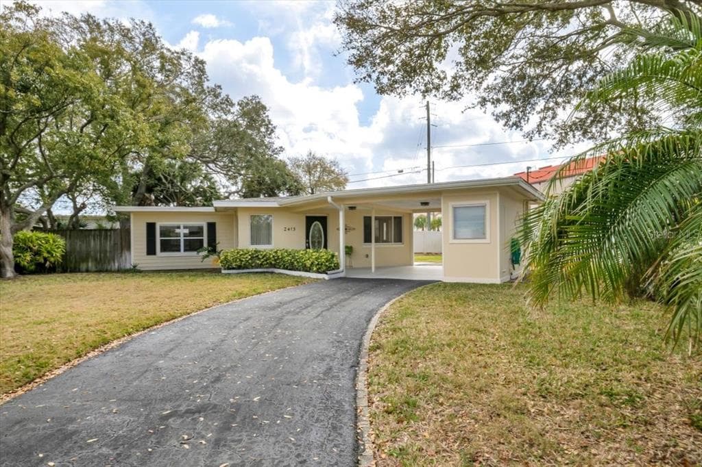 2413 BAYWOOD DRIVE E DUNEDIN, FL 34698