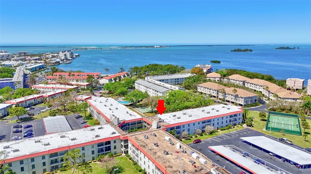 2700 BAYSHORE BOULEVARD UNIT 4204 DUNEDIN, FL 34698