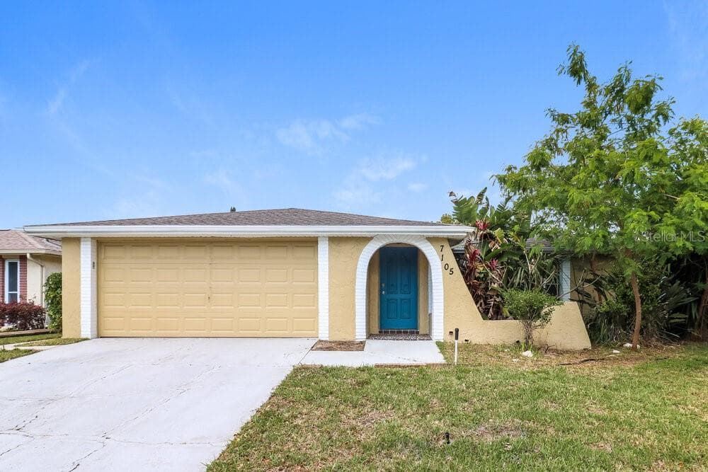 7105 SONATA DRIVE PORT RICHEY, FL 34668