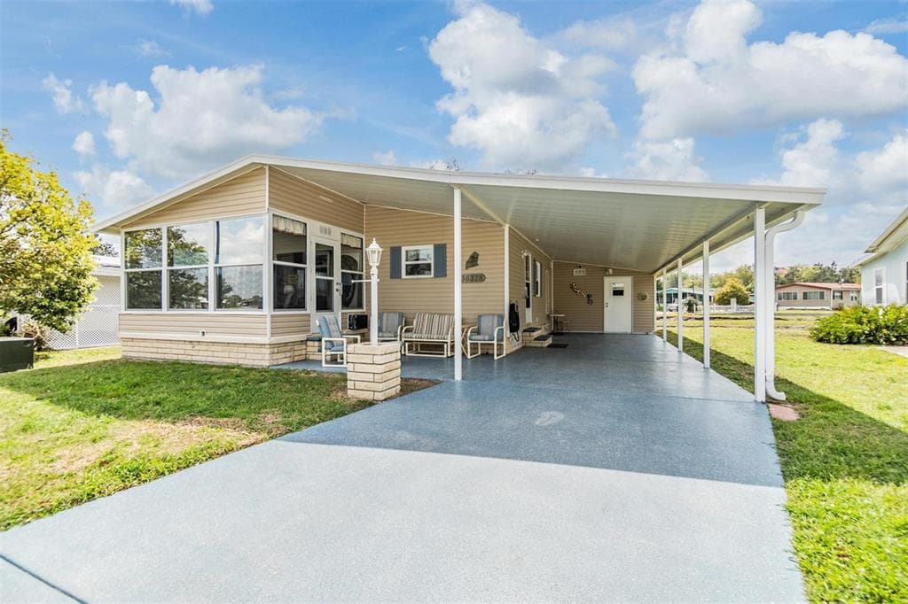36328 BONNEY DRIVE ZEPHYRHILLS, FL 33541