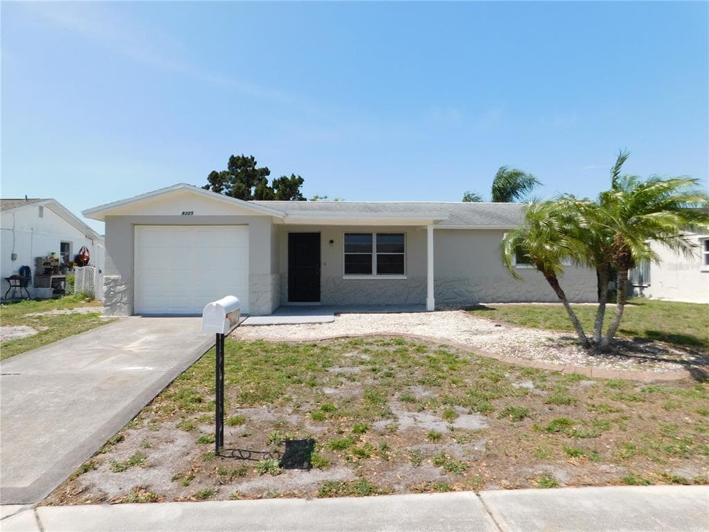9325 SAINT REGIS LANE PORT RICHEY, FL 34668