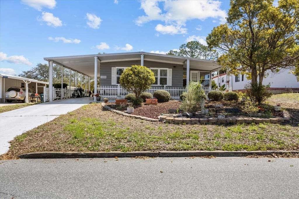 12459 FAIRWAY AVENUE BROOKSVILLE, FL 34613
