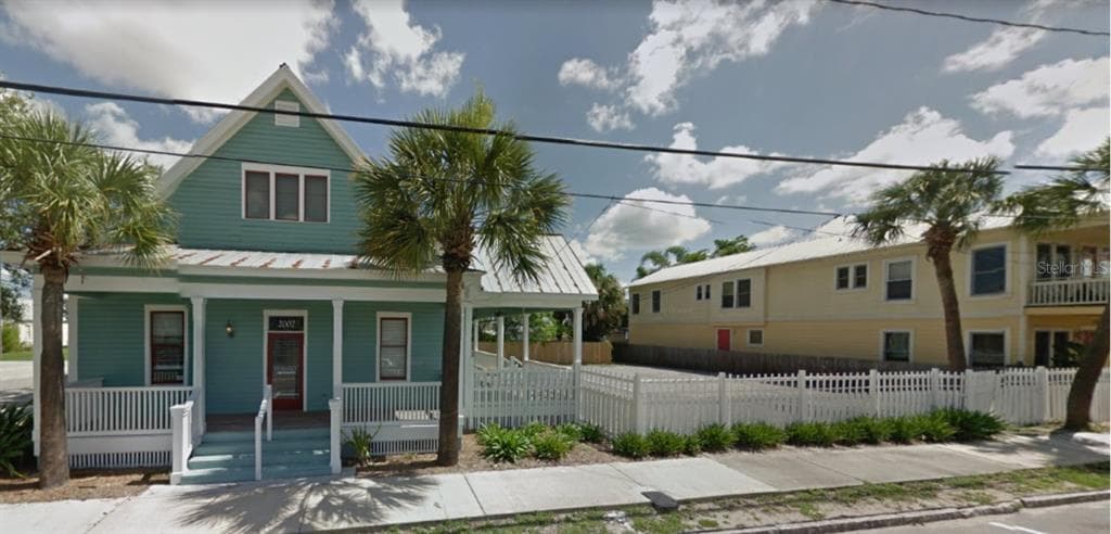 2002 E 4TH AVENUE TAMPA, FL 33605