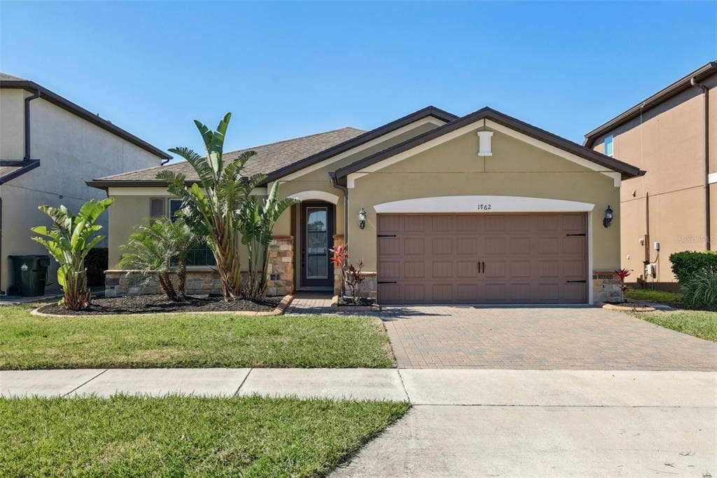 1762 REGAL RIVER CIR OCOEE, FL 34761
