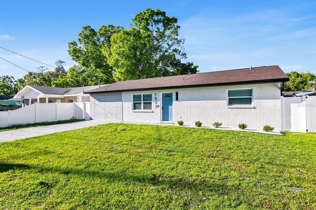 1503 W KIRBY STREET TAMPA, FL 33604