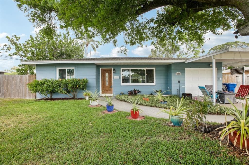 1901 66TH AVENUE N ST PETERSBURG, FL 33702
