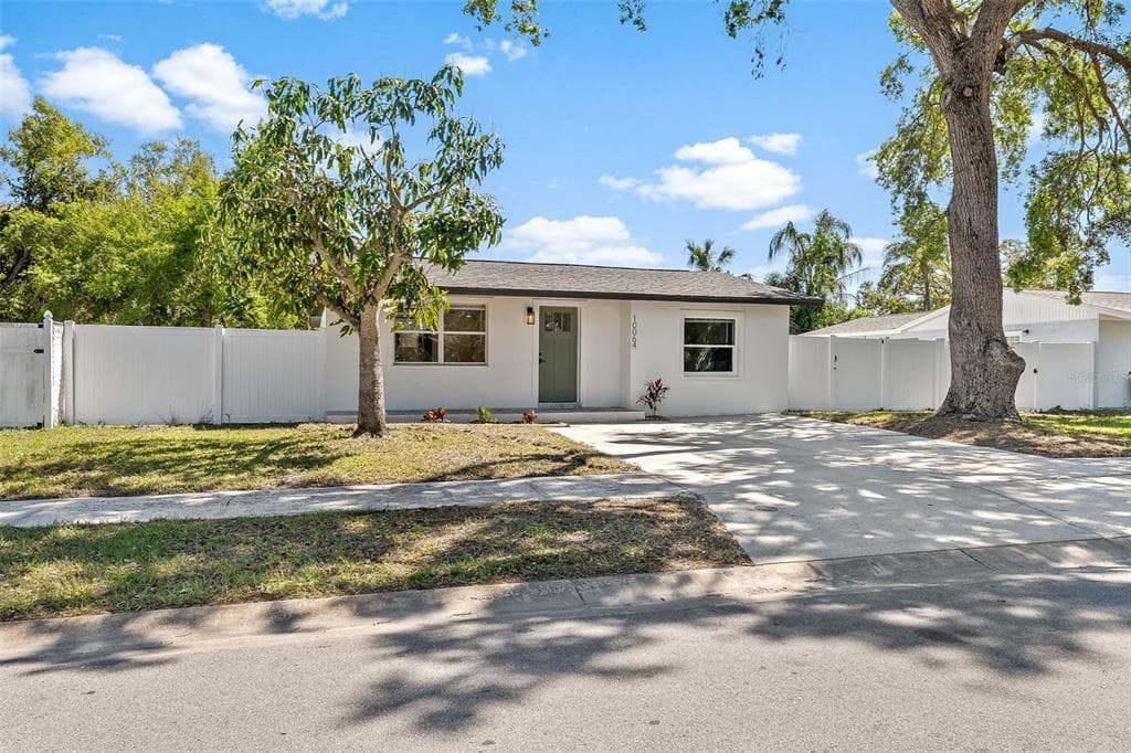 10064 61ST CIRCLE N PINELLAS PARK, FL 33782