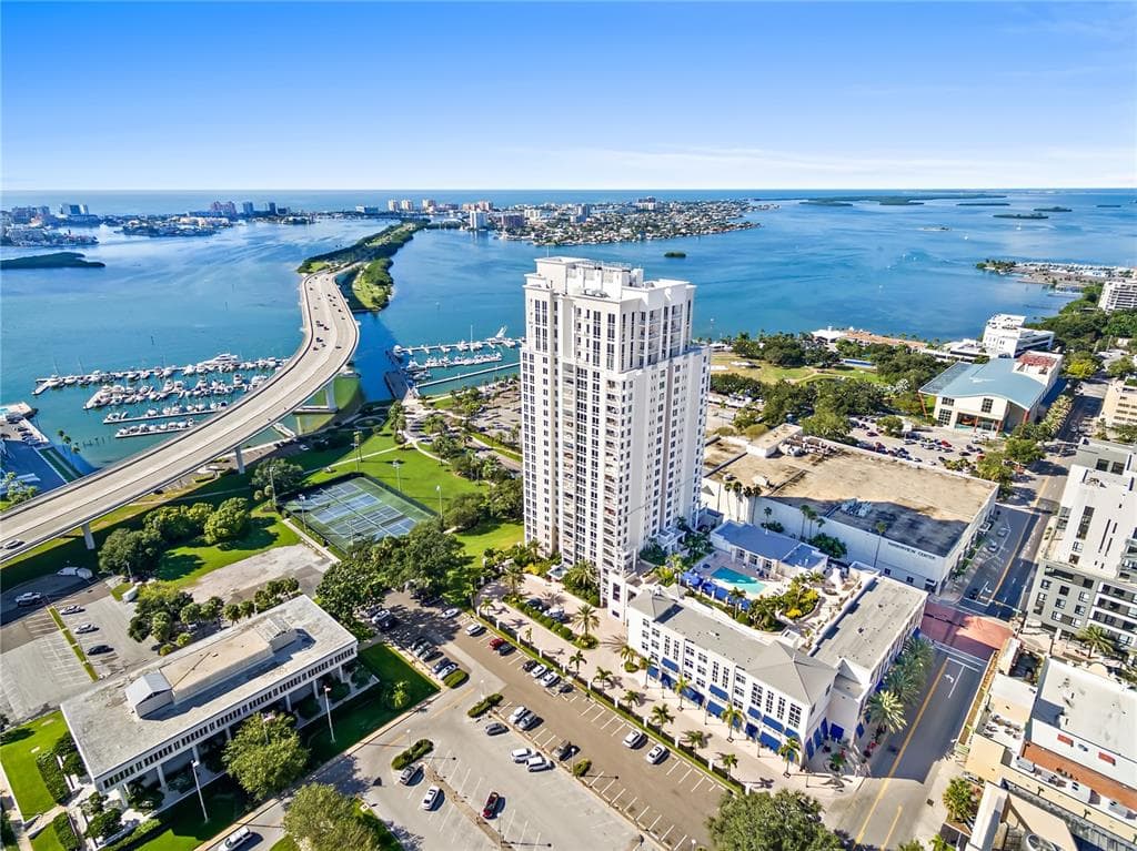 331 CLEVELAND STREET UNIT 1902 CLEARWATER, FL 33755