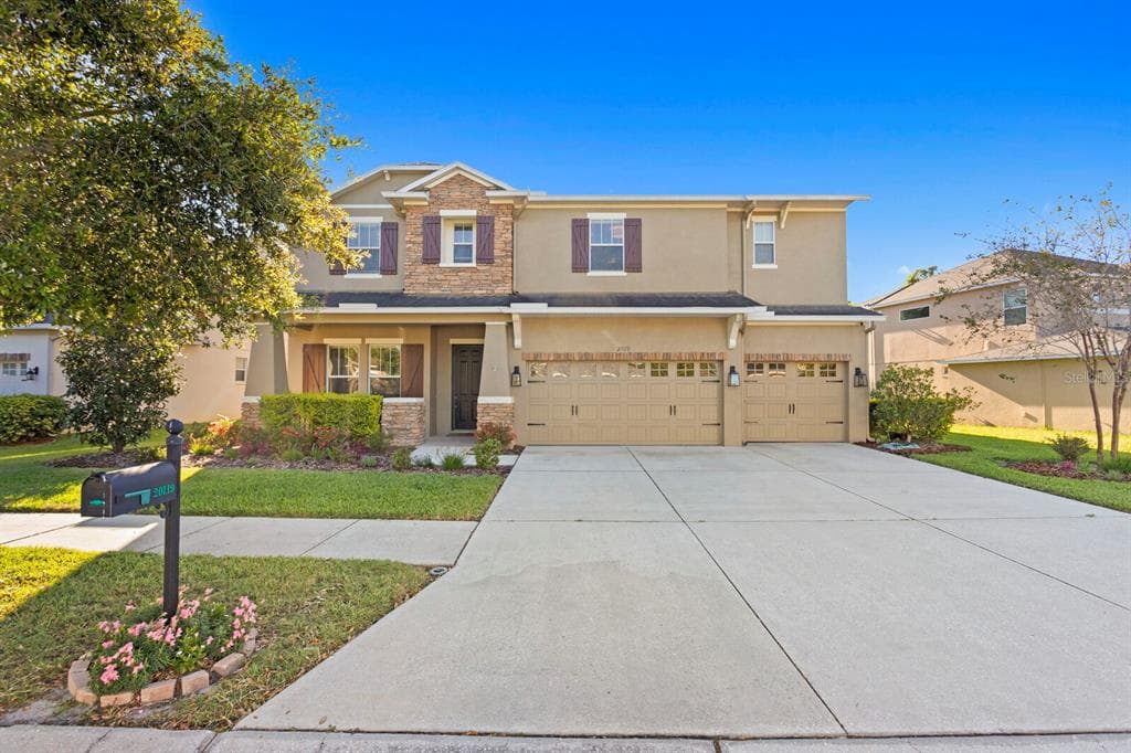 20119 OAKFLOWER AVENUE TAMPA, FL 33647