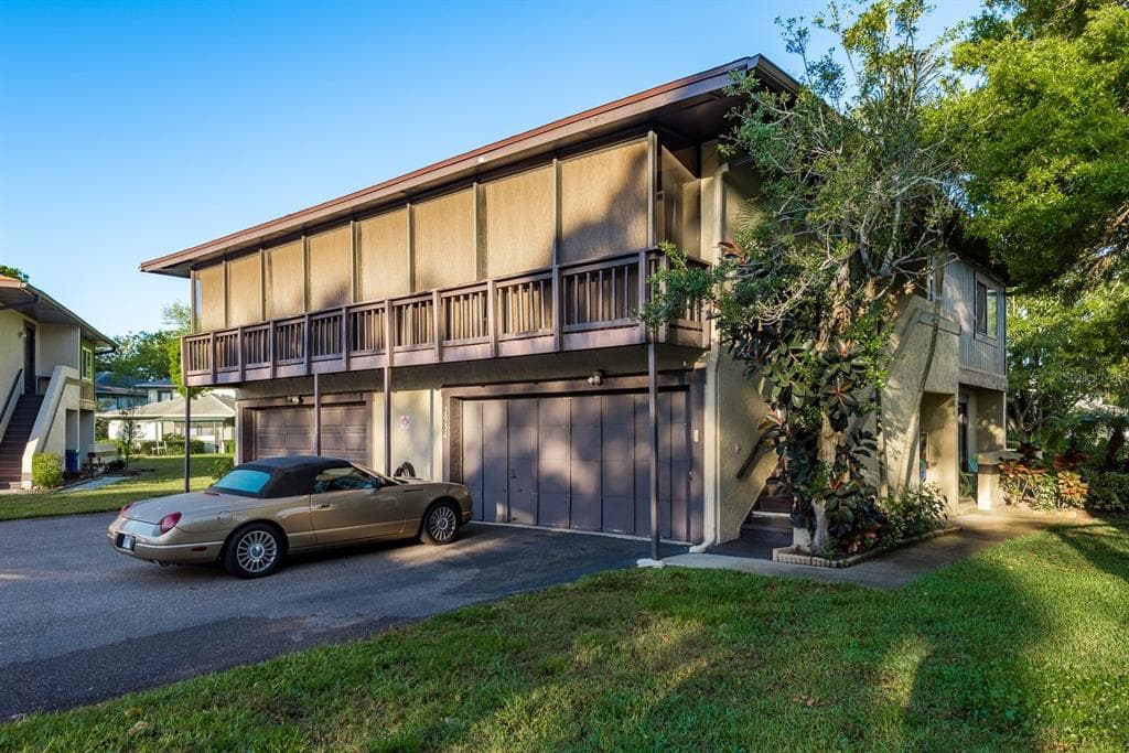 2934 LICHEN LANE UNIT D CLEARWATER, FL 33760