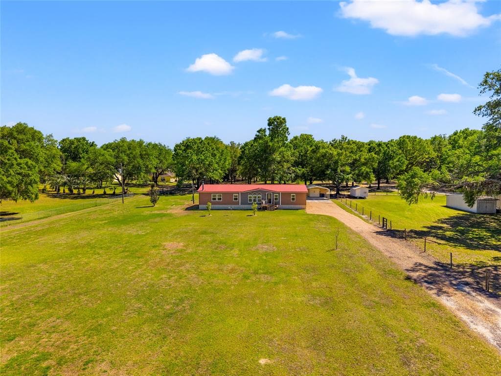 34720 APPALOOSA TRAIL ZEPHYRHILLS, FL 33541