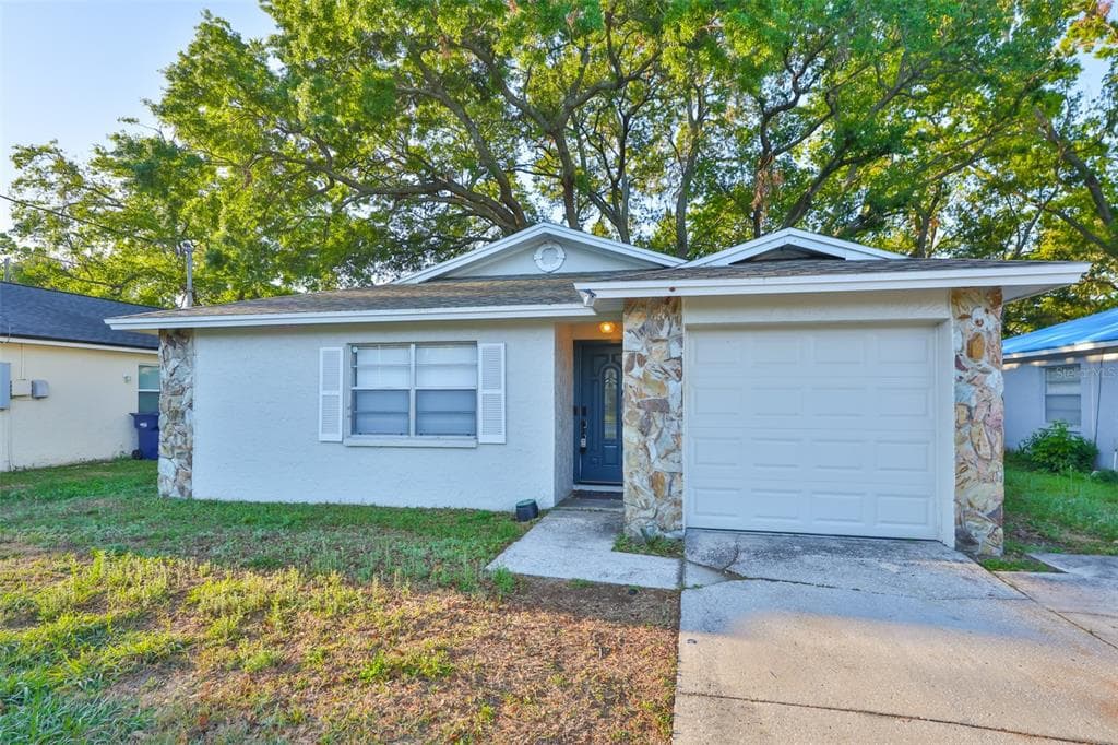 4703 SERENA DRIVE TAMPA, FL 33617