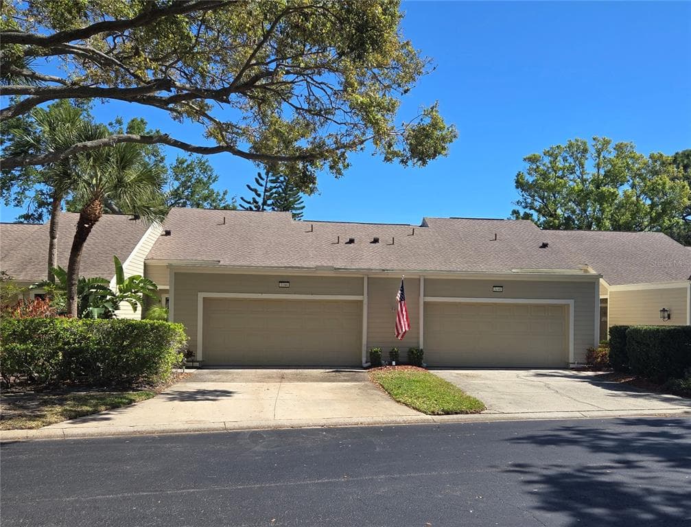 3186 EAGLES LANDING CIRCLE W CLEARWATER, FL 33761