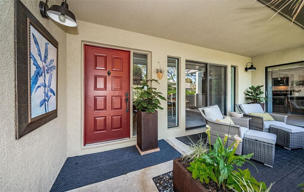 575 HICKORYNUT AVENUE OLDSMAR, FL 34677