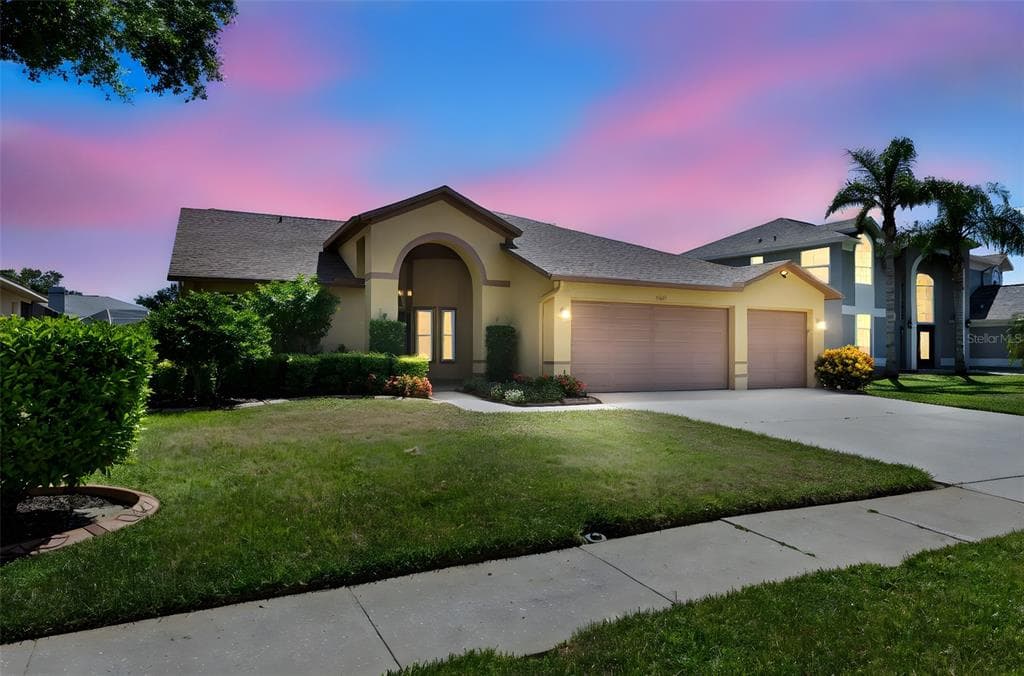 4964 EDGEWATER LANE OLDSMAR, FL 34677