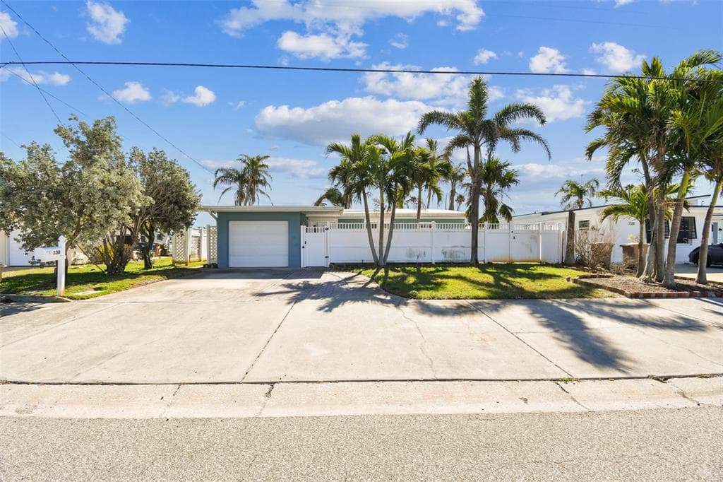 730 PRUITT DRIVE MADEIRA BEACH, FL 33708
